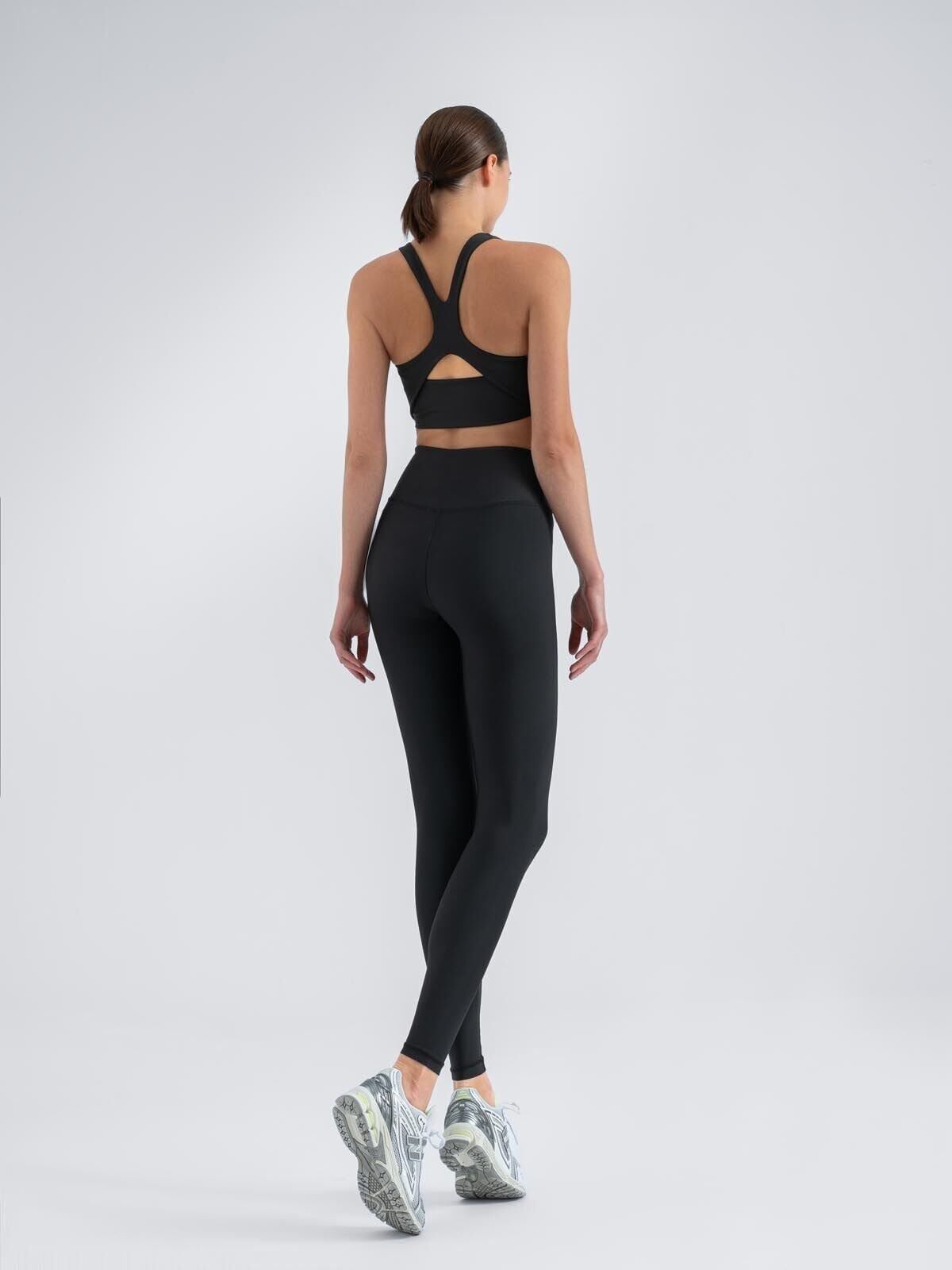 250 Extra High Waist Leggings Black Color