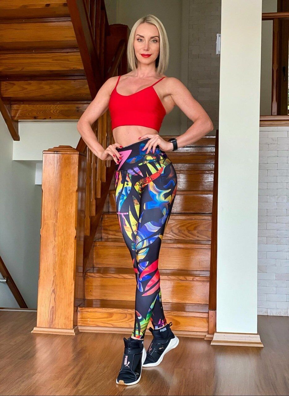 910 Extra High Waist Leggings