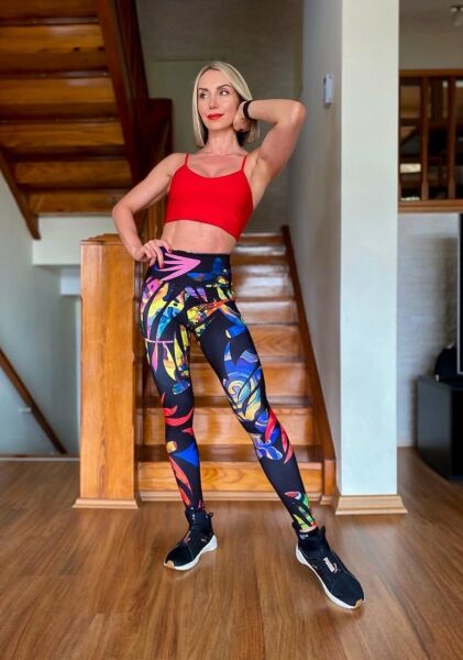 910 Extra High Waist Leggings